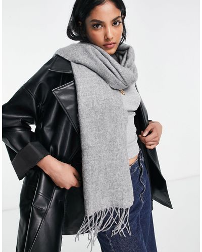 ASOS Supersoft Scarf With Tassels - Grey