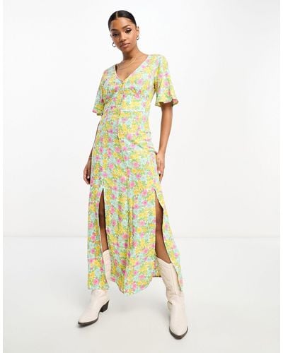 Miss Selfridge Maxi-jurk Met Uitlopende Mouwen, Knoopsluiting En Felgekleurde Geclusterde Bloemenprint - Metallic