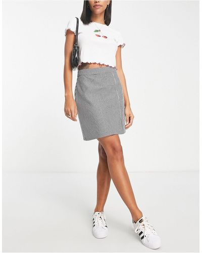 New Look Mini Skirt With Side Split - White