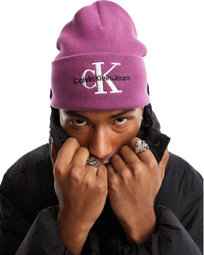 Calvin Klein Bonnet à logo monogramme brodé - Violet