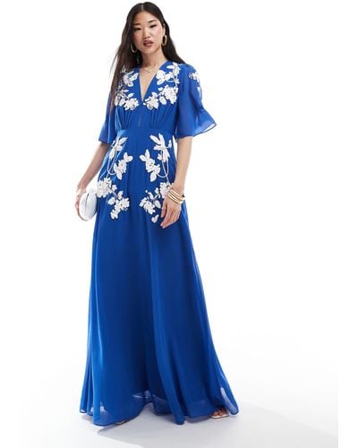 Hope & Ivy Plunge Maxi Dress With Embellished Flowers - Blue