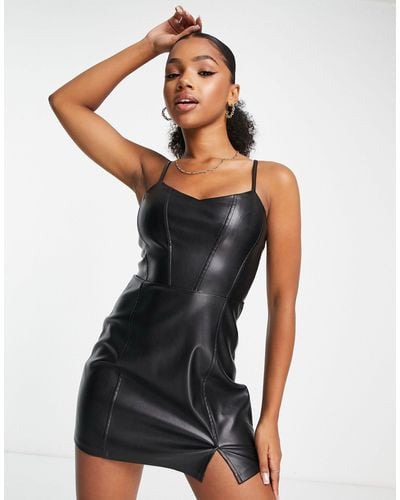 Robes Stradivarius pour femme R ductions en ligne jusqu 70