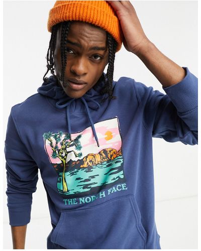 The North Face Seasonal Graphic Hoodie in White for Men | Lyst Canada