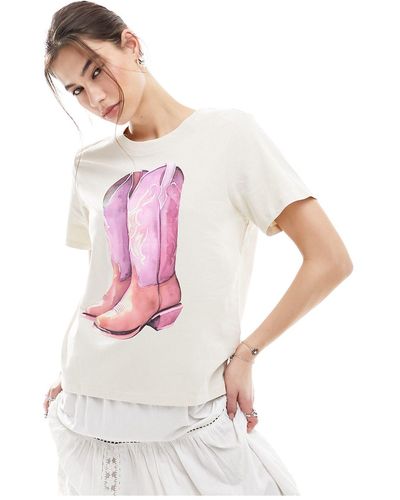 Monki Short Sleeve T-shirt - Pink