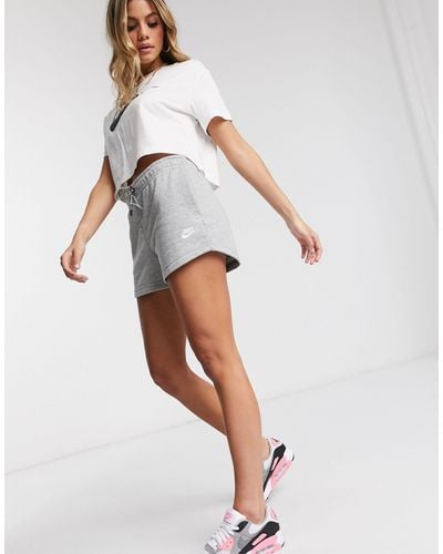 Nike Essentials Shorts - Gray