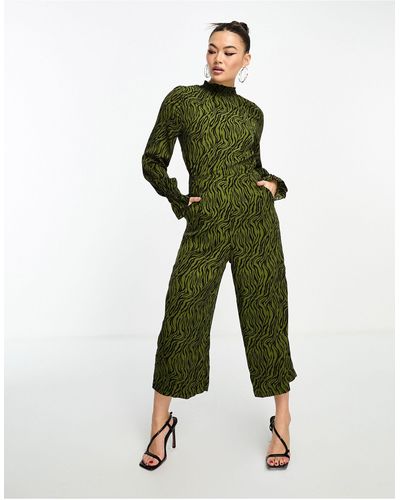 AX Paris Tuta jumpsuit stile culotte accollata con stampa animalier - Verde