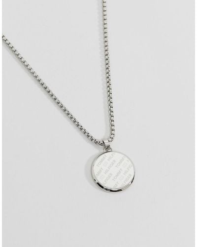 Tommy Hilfiger Circular Pendant Necklace - Metallic