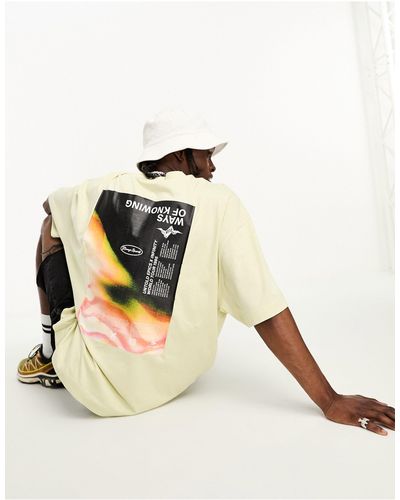 Collusion Camiseta color con estampado gráfico "ways of knowing" en la espalda - Neutro