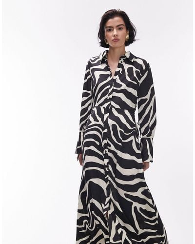 TOPSHOP Robe chemise mi-longue en satin froncée sur le côté à imprimé animal - noir et blanc - Multicolore