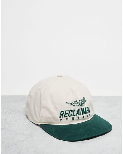 Reclaimed (vintage) Cappellino unisex dad sportivo écru con dettagli verdi a contrasto - Verde