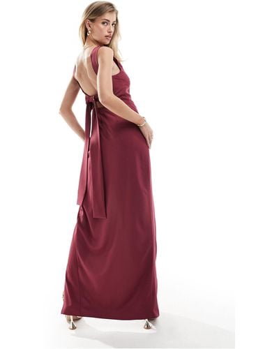 Vesper Petite - vestito lungo bordeaux con spacco sulla coscia e fiocco sul retro - Rosso