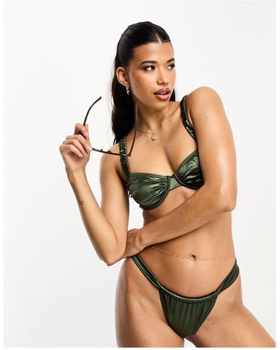 South Beach Top bikini lucido con coppe arricciate e ferretto - Verde