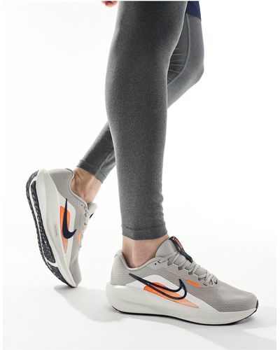 Nike – downshifter 13 – laufschuhe - Grau