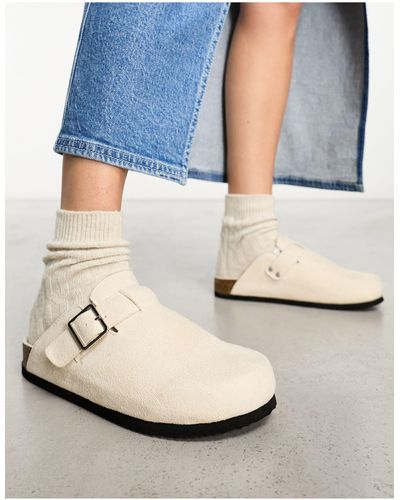 Monki sock sneaker in beige