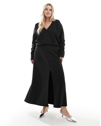 ASOS Asos Design Curve V Neck Long Sleeve Blouson Midi Dress With Front Split - Black