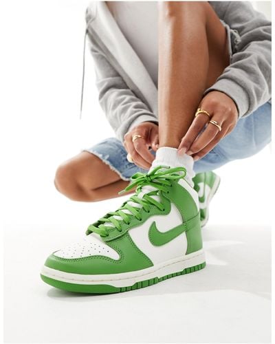 Nike Dunk High Sneakers - Green