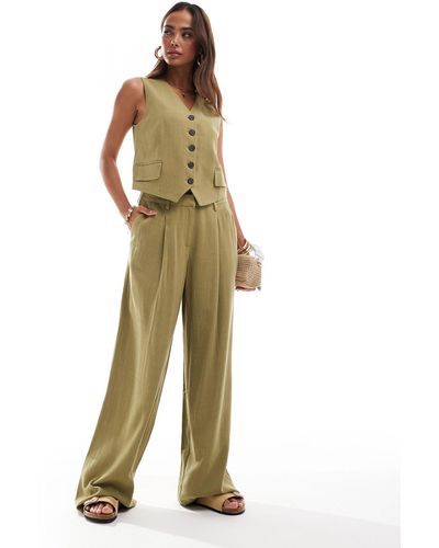 Vero Moda Pantalon d'ensemble plissé en aspect lin - olive - Vert