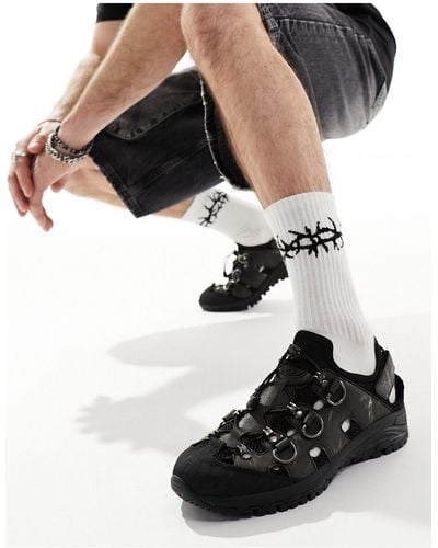 Koi Footwear Koi Apex Predator Trail Hybrid Sandals - Black