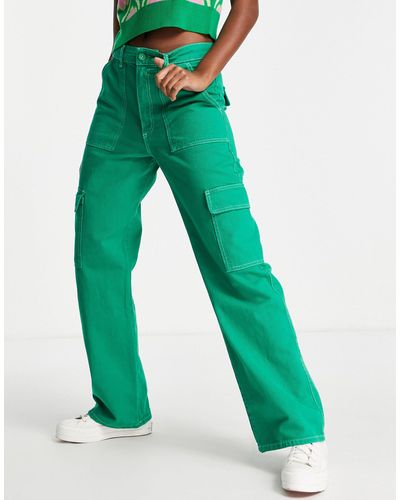 Pull&Bear Pantaloni cargo dritti verdi con cuciture a contrasto - Verde