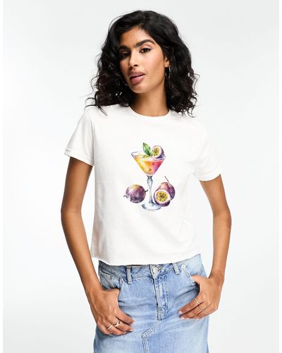 ASOS Baby Tee With Passionfruit Drink Graphic - White