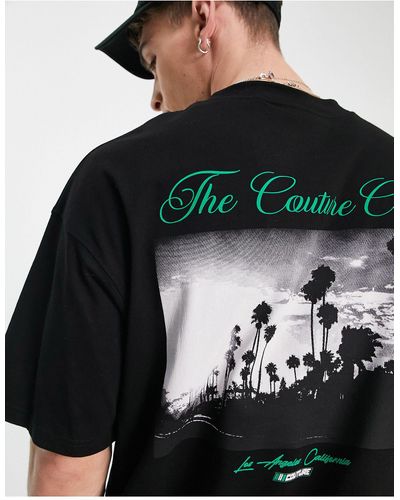 The Couture Club T-shirt vestibilità comoda nera con logo e stampa di foto sul retro - Nero