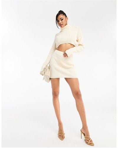 Missy Empire Knitted Mini Skirt Co-ord - White