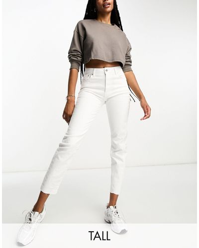 Stradivarius Tall - mom jeans slim stretch bianchi - Bianco