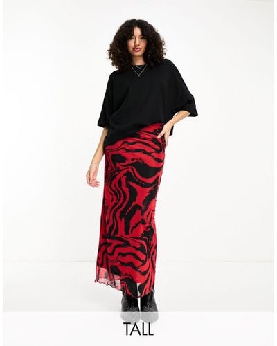 ONLY Falda larga negra y roja con diseño - Rojo