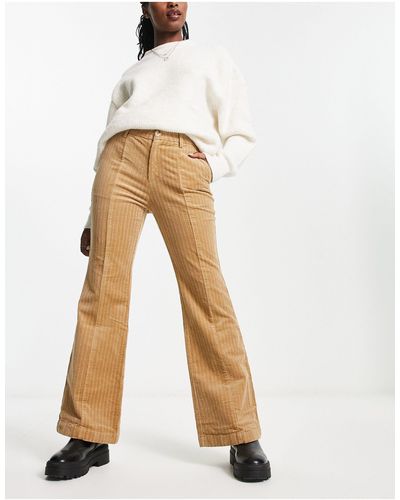 Urban Revivo Pantalon évasé style bootcut - marron - Blanc