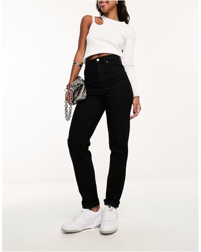 ASOS – schlanke mom-jeans - Schwarz