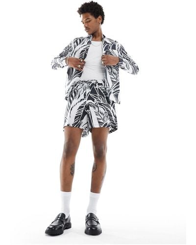 ASOS Kenya Boxy Shorts - White