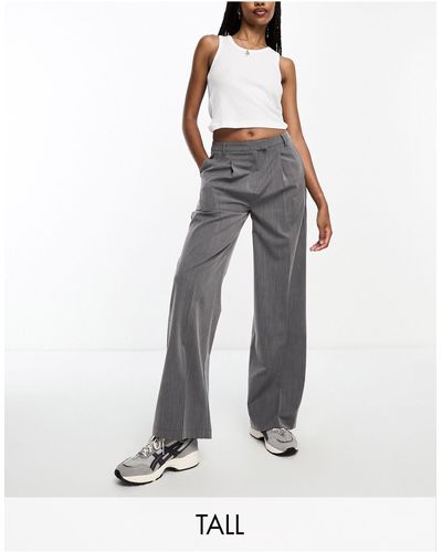 Brave Soul Tall - pantaloni da abito grigi - Bianco