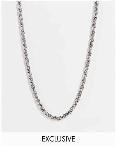 Reclaimed (vintage) Inspired Unisex Twisted Chain Necklace - Metallic