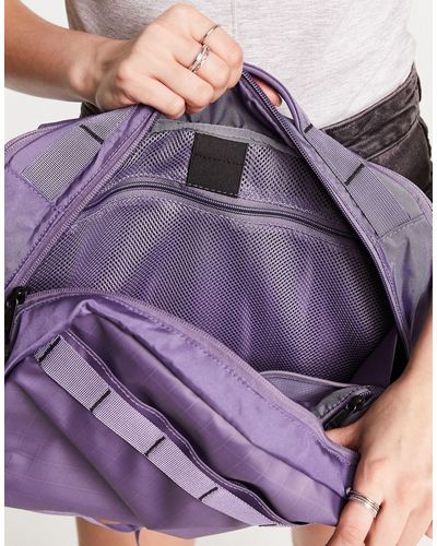 The North Face Base Camp Voyager Sling Cross Body Bag - Purple