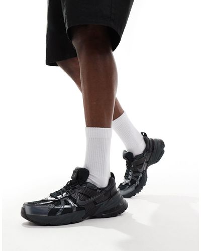 Nike V2k Run Sneakers - Black
