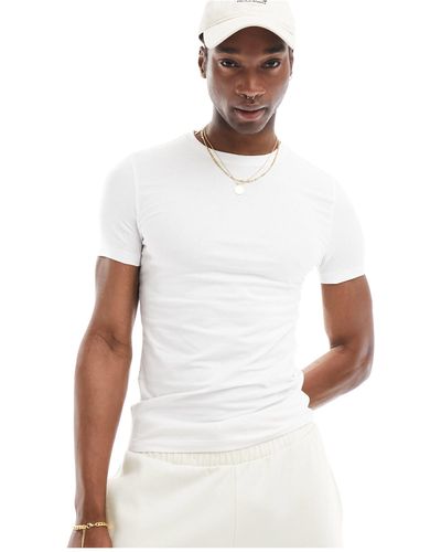 ASOS Camiseta ajustada con cuello redondo en - Blanco