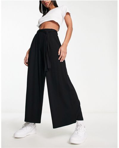 ASOS Pantaloni culotte a fondo ampio neri con cintura annodata - Bianco
