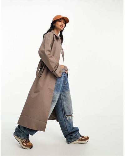 & Other Stories Trench comodo beige scuro con cintura - Bianco