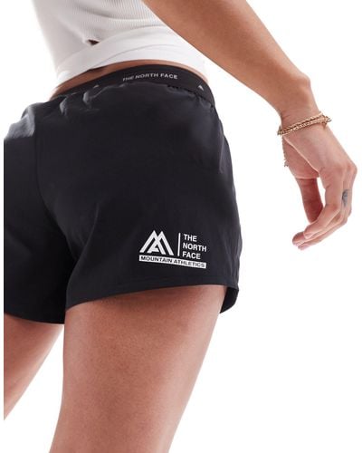 The North Face Pantalones deportivos cortos s con logo - Negro