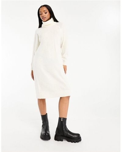 Vero Moda Roll Neck Knitted Maxi Dress - White