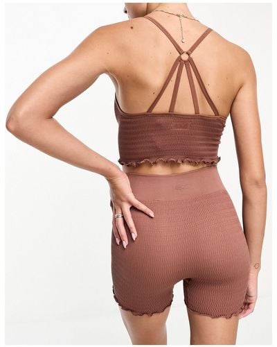 ASOS 4505 Seamless Yoga 2 Inch Booty Short With Lettuce Edge - Brown