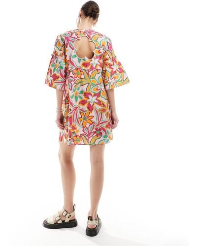Native Youth Flower Cut-out Back Mini Smock Dress - Red