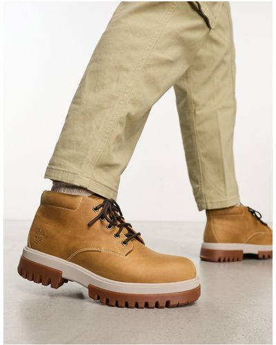 Timberland Premium Chukka Boots - Natural