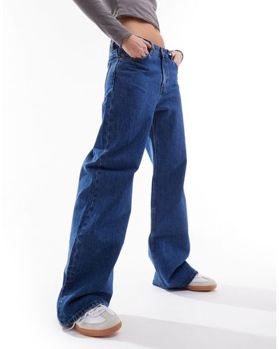 Monki Naoki Low Rise Loose Fit Jeans - Blue