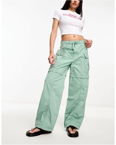 Levi's Pantalones cargo verdes con bolsillos y diseño convertible