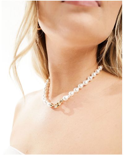 ASOS Curve Necklace With Faux Freshwater Pearl And Clasp Detail - Natural
