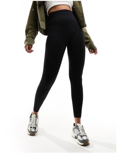 In The Style Sculpted High Waisted Ribbed leggings - Black