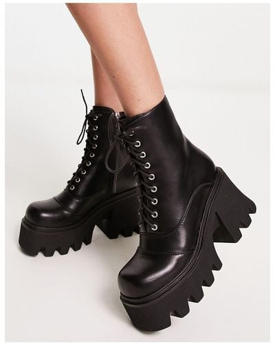 LAMODA Game On Chunky Ankle Boots - Black