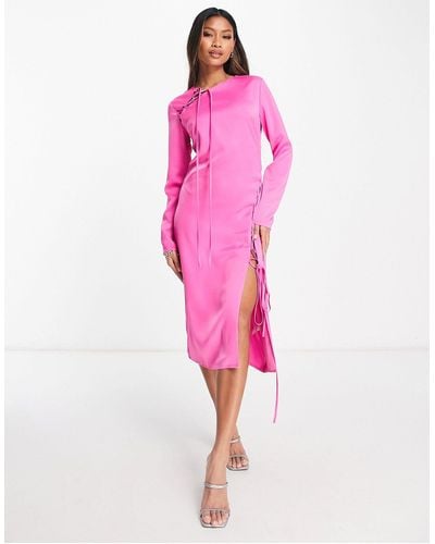 Lola May Cut Out Detail Midi Dress - Pink