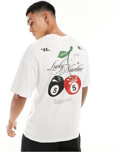 Jack & Jones Camiseta blanca extragrande con estampado "lucky number" en la espalda - Blanco